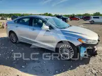 2016 Ford FUSION фото