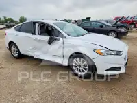 2016 Ford FUSION фото