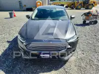 2016 Ford FUSION фото