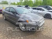 2016 Ford FUSION фото