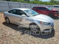 2016 Ford FUSION фото