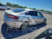 2016 Ford FUSION photo