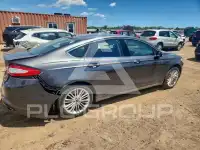 2016 Ford FUSION фото