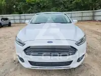2016 Ford FUSION photo