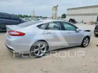 2016 Ford FUSION фото