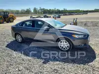 2016 Ford FUSION фото