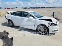 2016 Ford FUSION фото