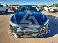 2016 Ford FUSION фото