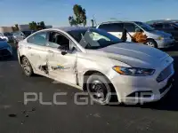 2016 Ford FUSION фото