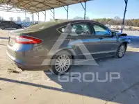 2016 Ford FUSION фото