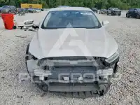 2016 Ford FUSION photo