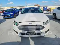 2016 Ford FUSION фото