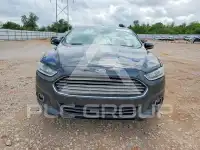 2016 Ford FUSION photo