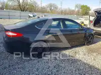 2016 Ford FUSION фото
