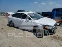 2016 Ford FUSION фото