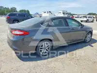 2016 Ford FUSION фото