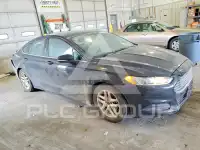 2016 Ford FUSION фото