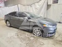 2016 Ford FUSION фото