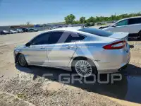 2016 Ford FUSION фото