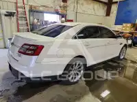 2016 Ford TAURUS фото