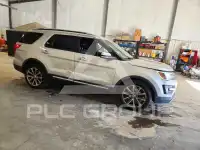 2016 Ford EXPLORER photo