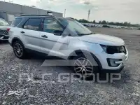 2016 Ford EXPLORER photo