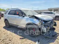 2016 Ford EXPLORER photo