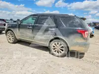 2016 Ford EXPLORER photo