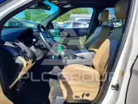 2016 Ford EXPLORER photo
