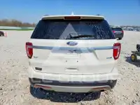 2016 Ford EXPLORER photo
