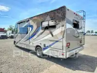 2016 Ford E-450 фото