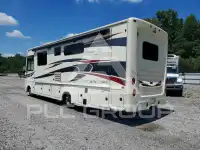 2016 Ford F-530 фото