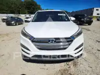 2016 Hyundai Tucson photo