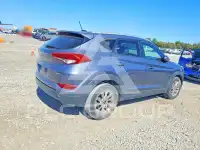 2016 Hyundai Tucson photo