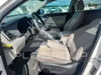 2016 Hyundai Tucson photo