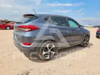 2016 Hyundai Tucson photo