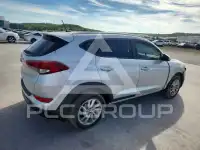 2016 Hyundai Tucson photo