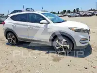2016 Hyundai Tucson photo