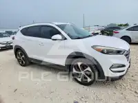 2016 Hyundai Tucson photo