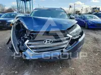 2016 Hyundai Tucson photo