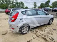 2016 Hyundai Accent photo