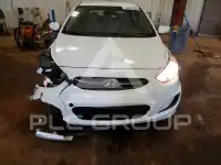 2016 Hyundai Accent photo