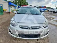 2016 Hyundai Accent photo