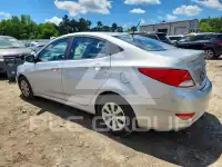 2016 Hyundai Accent photo