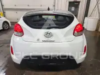 2016 Hyundai Veloster photo