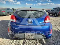 2016 Hyundai Veloster photo