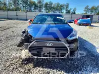 2016 Hyundai Veloster photo