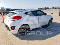 2016 Hyundai Veloster фото