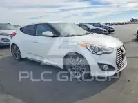 2016 Hyundai Veloster photo