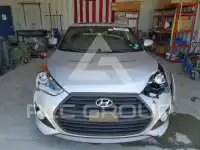 2016 Hyundai Veloster photo